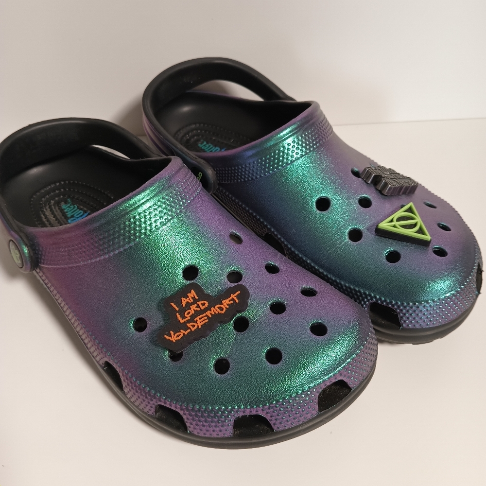 Crocs Harry Potter The Dark Arts Metallic Crocs Mens 7 Womens 9